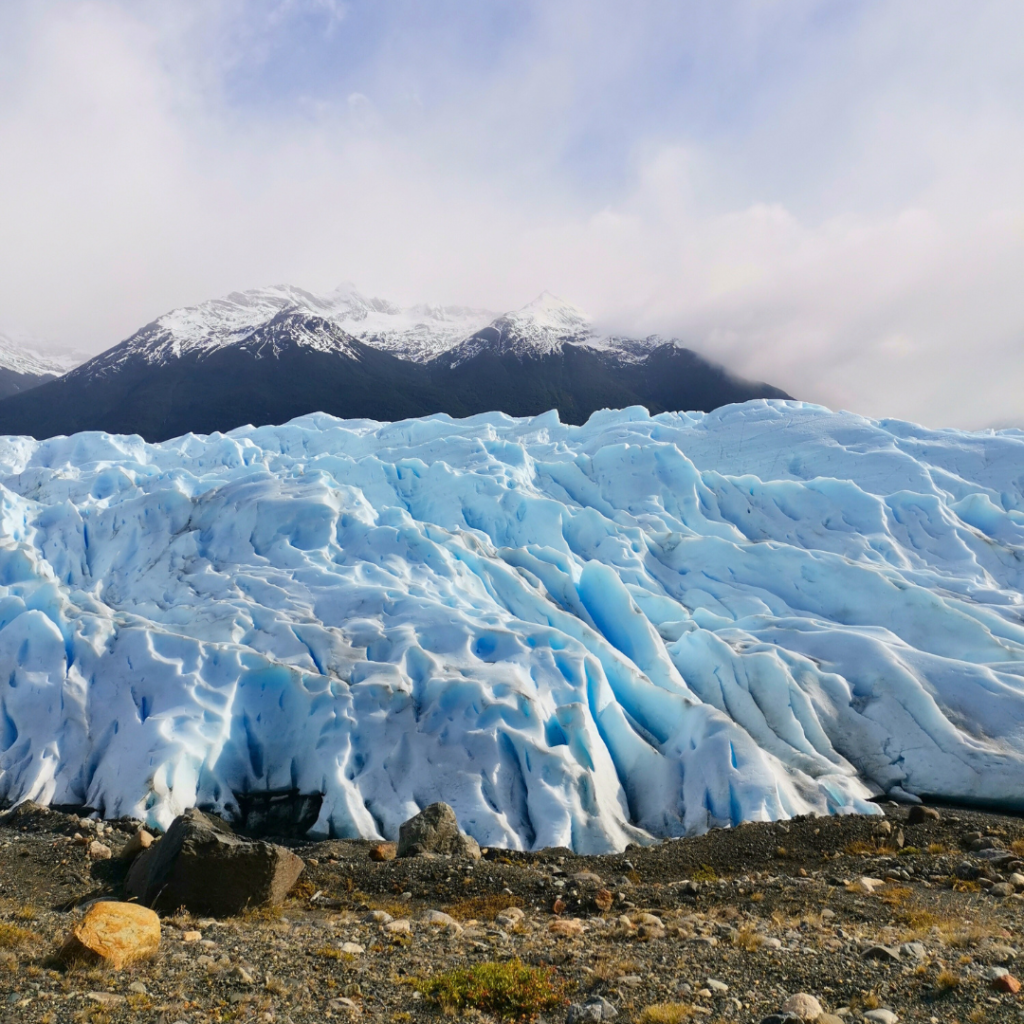 Glacier Perito Moreno sur le bord de la terre