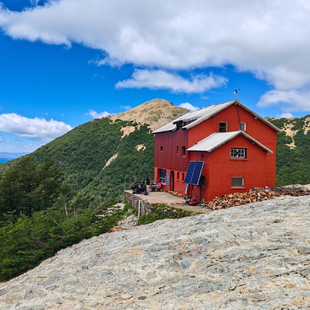 Refuge Lopez bariloche